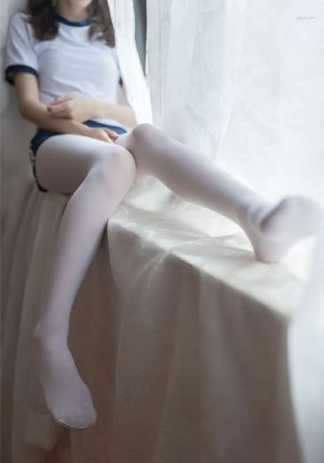 内衣办公室在线观看_迅雷在线观看