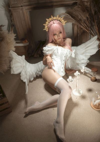 美丽的小蜜桃完整版_HD视频大全