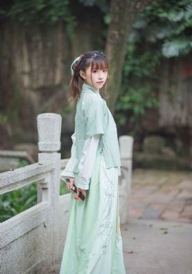 天野留美五十路_JVID性感写真