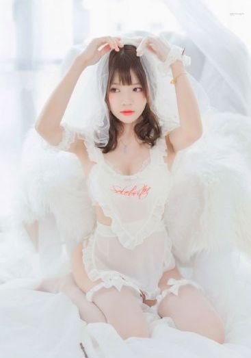 小黄文免费看_720免费高清观看