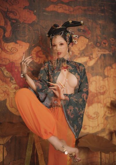 白衣校花与大长腿3电视剧免费_BD韩语完整在线观看