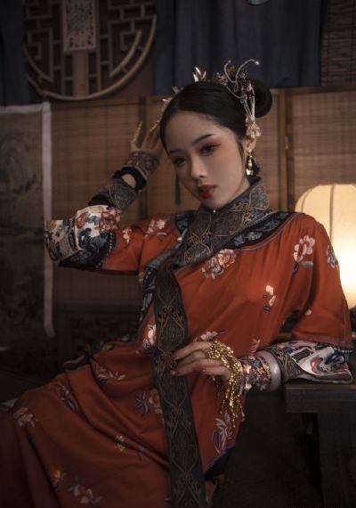 岳母简介_BD英语高清视频观看