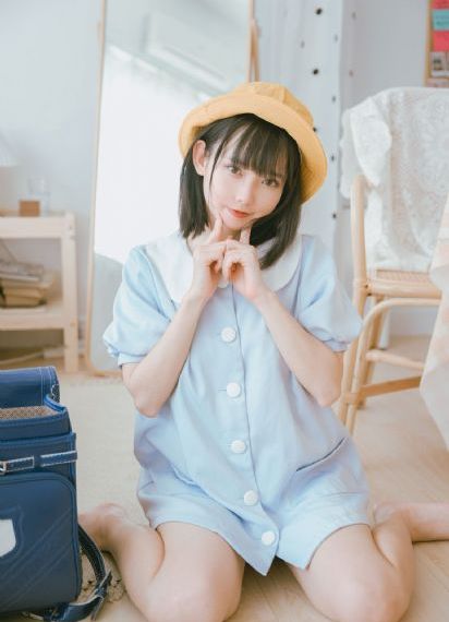 一脸嫌弃的给你看胖一季完整版_BD国语在线手机播放