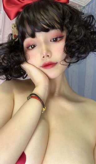 翁房中春意浓王易婉艳图片_剧情片电影完整版在线观看